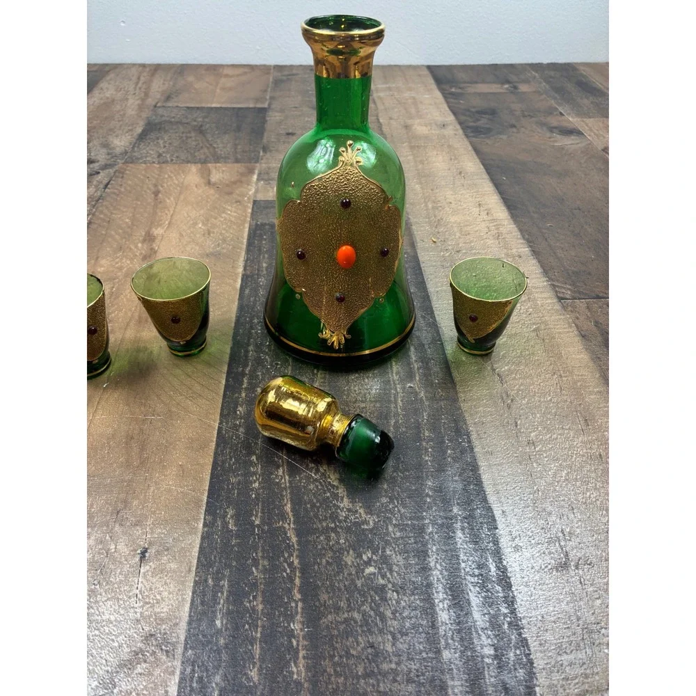 N/A vintage emerald